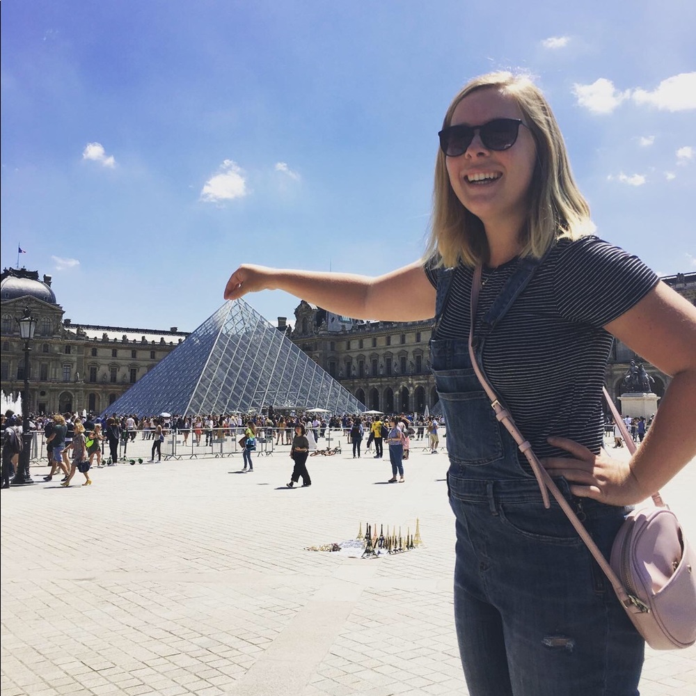 Meet your Posher, Emma